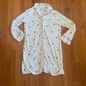Disney Store button down Buttery soft Winnie the Pooh night gown